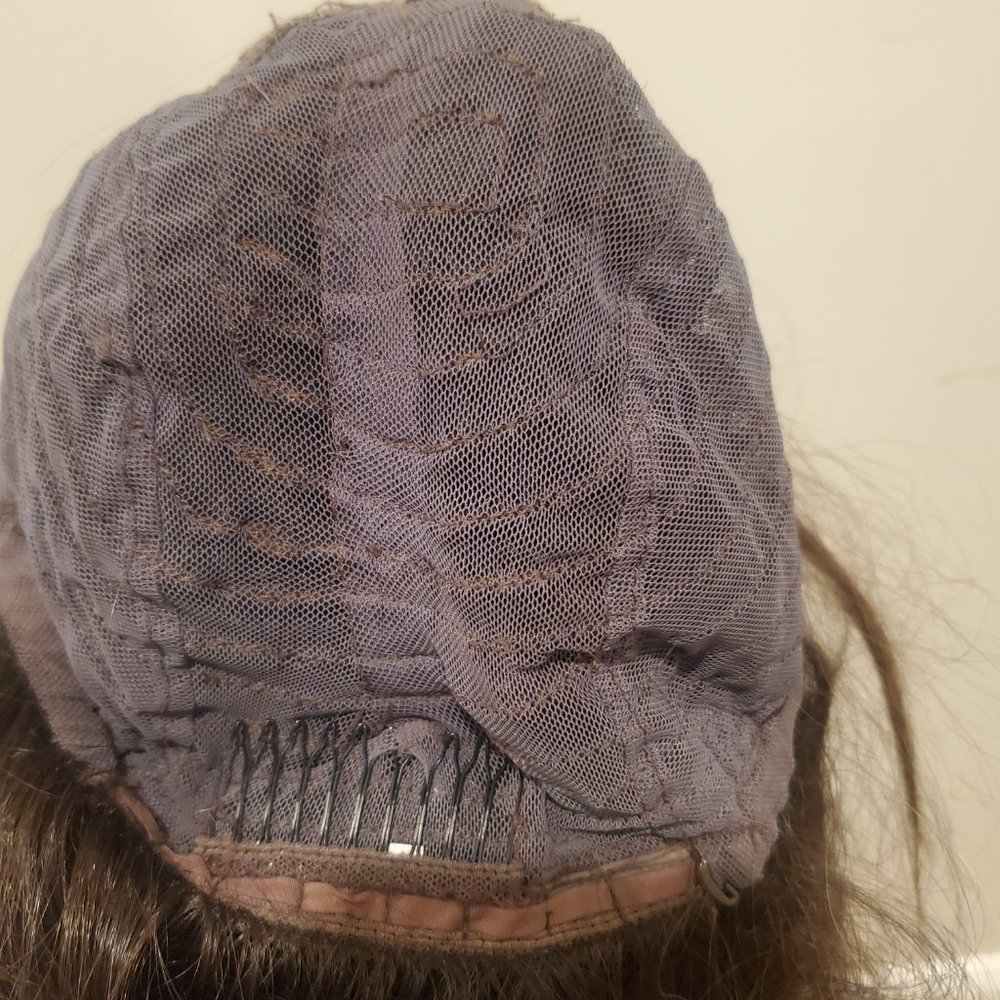 Wig - Picture 4 of 4